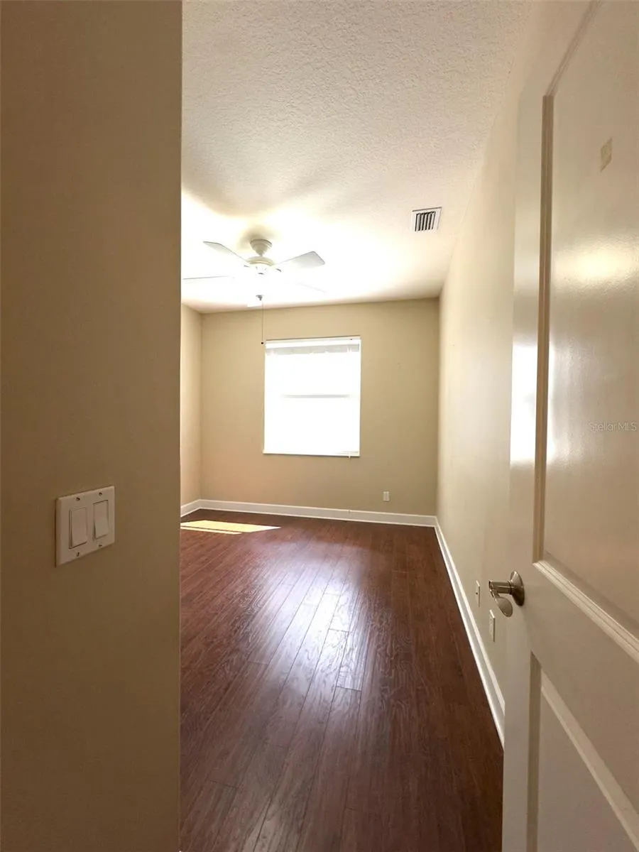 5250 ECHO LN