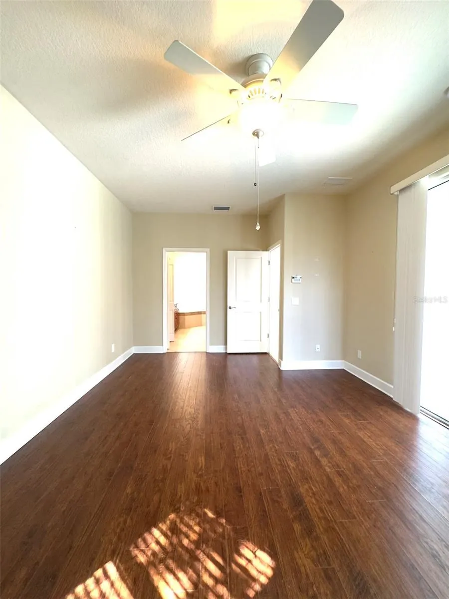 5250 ECHO LN