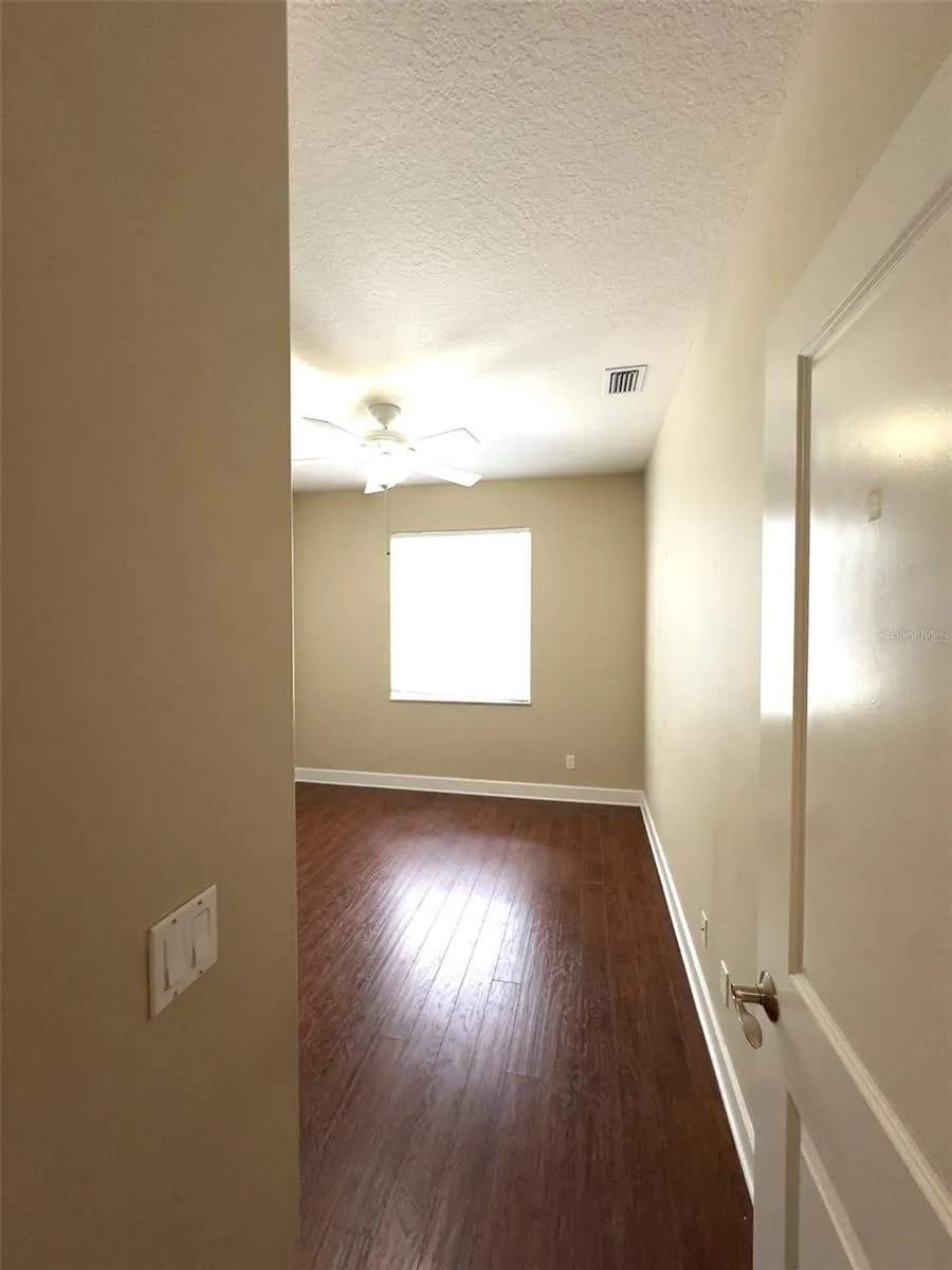 5250 ECHO LN