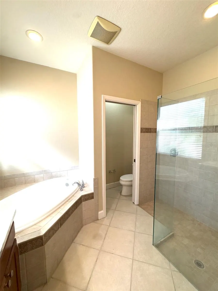 5250 ECHO LN