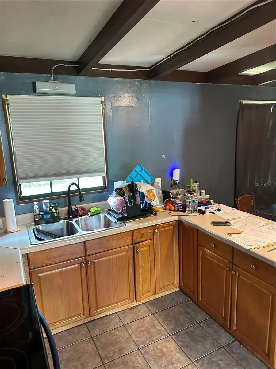 4112 W FAIRVIEW HTS