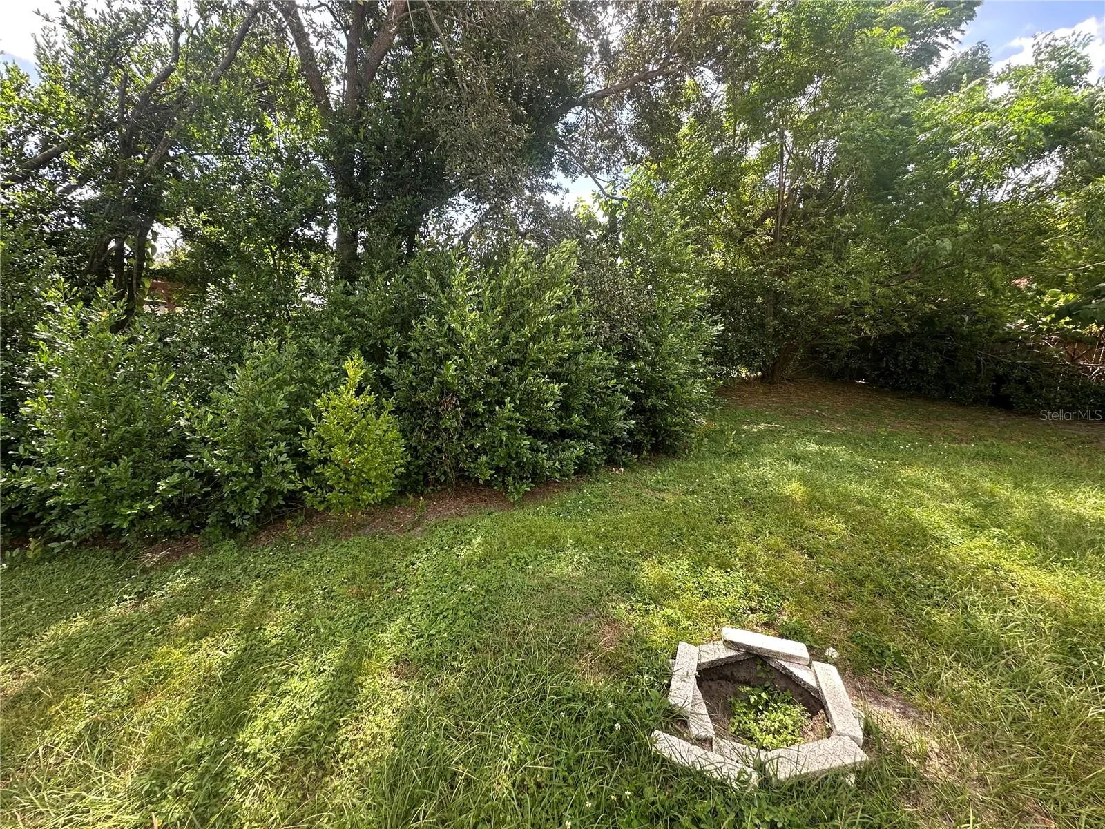 4112 W FAIRVIEW HTS