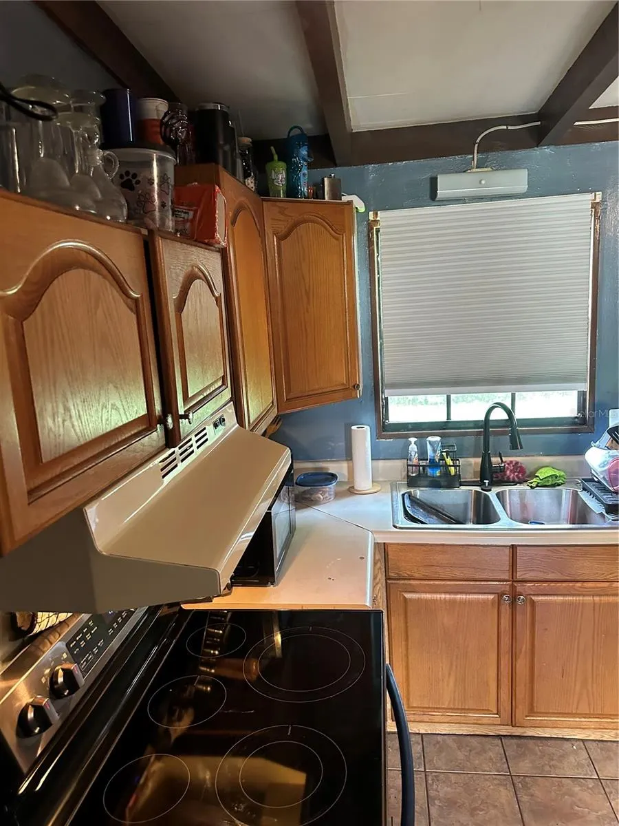 4112 W FAIRVIEW HTS