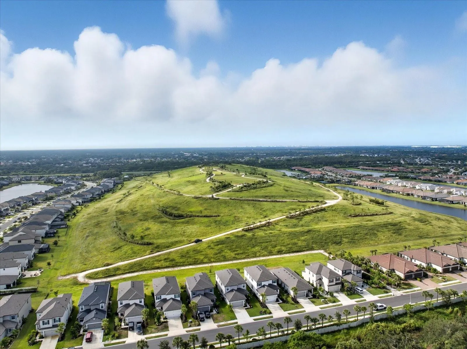 6258 GRANDVIEW HILL CT