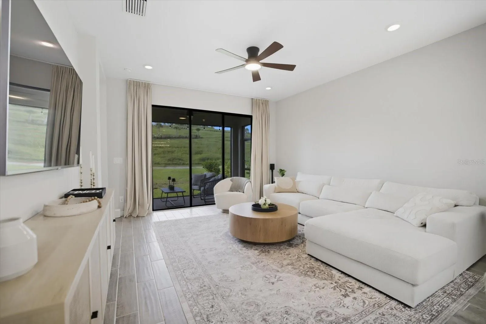 6258 GRANDVIEW HILL CT