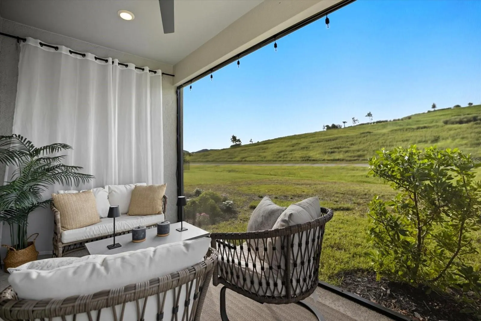 6258 GRANDVIEW HILL CT