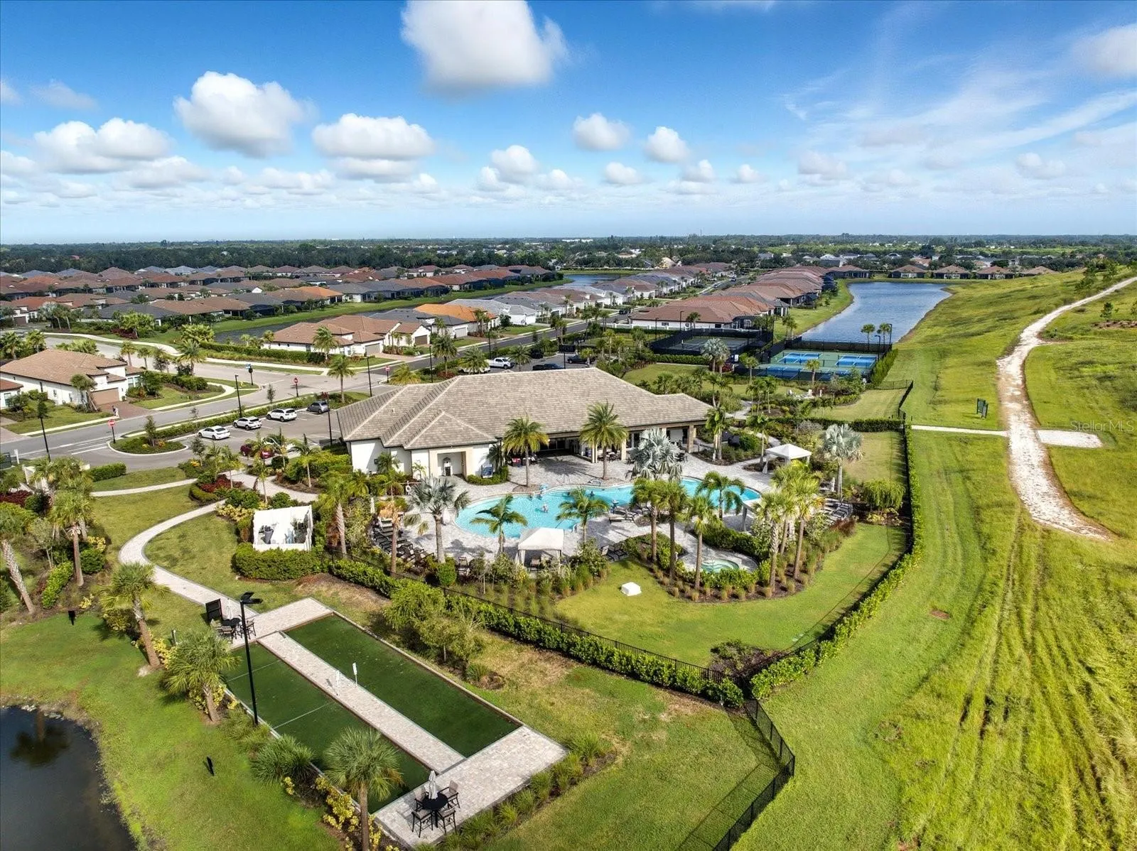 6258 GRANDVIEW HILL CT