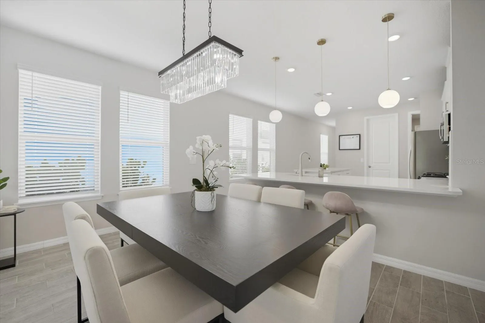 6258 GRANDVIEW HILL CT