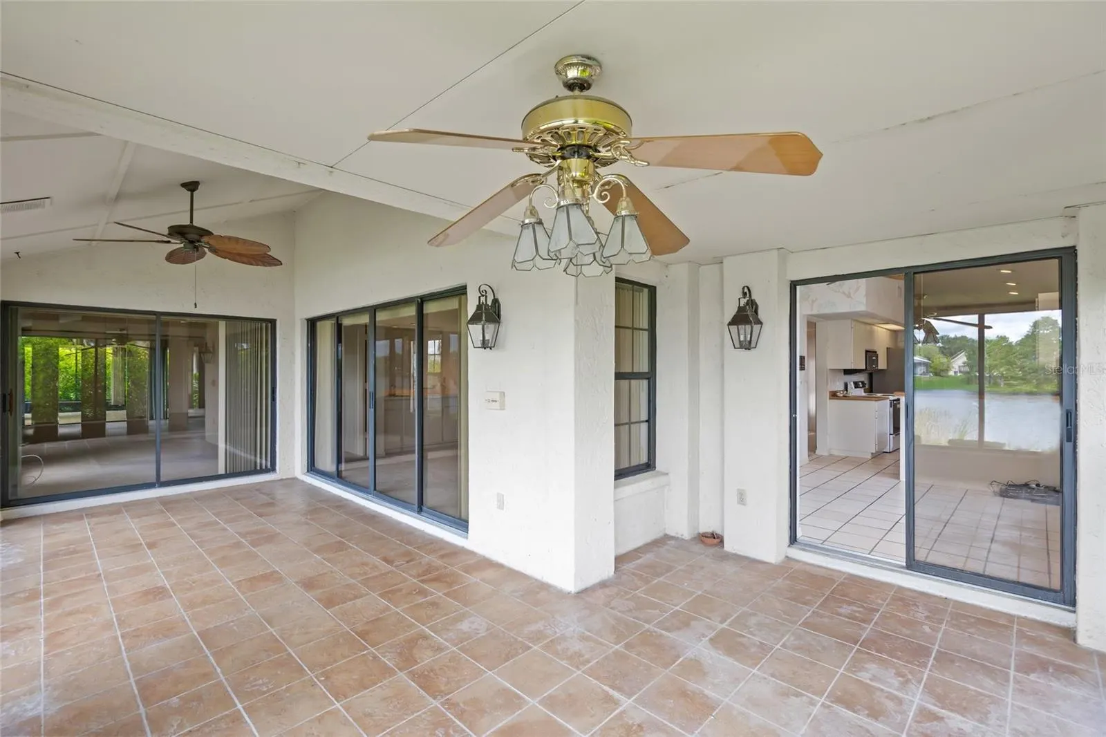 7475 OAK MOSS DR #20, #20
