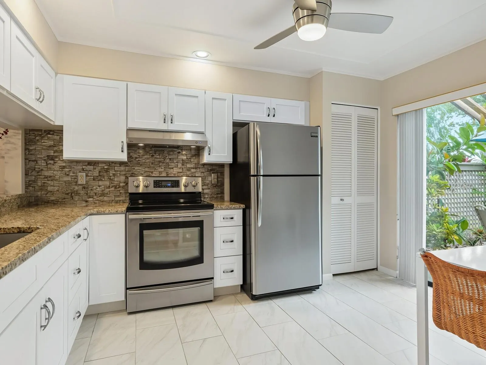 5527 KINGSMERE #36, #36