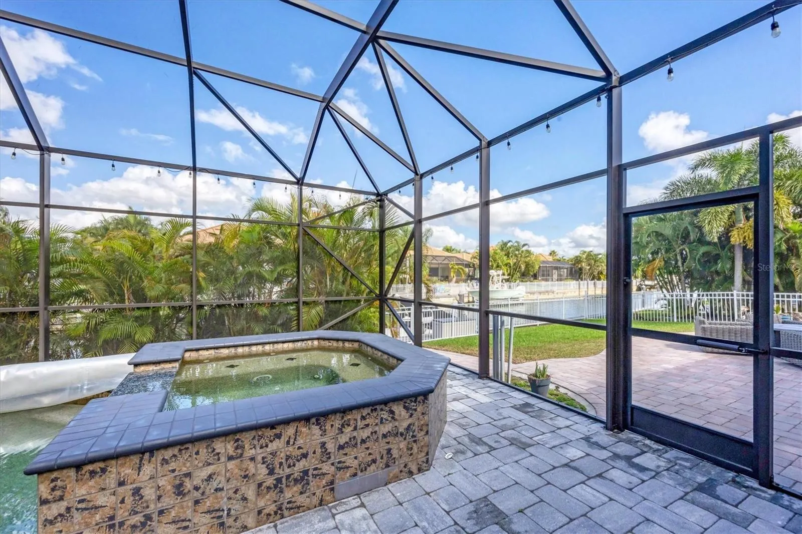4737 MAINSAIL DR