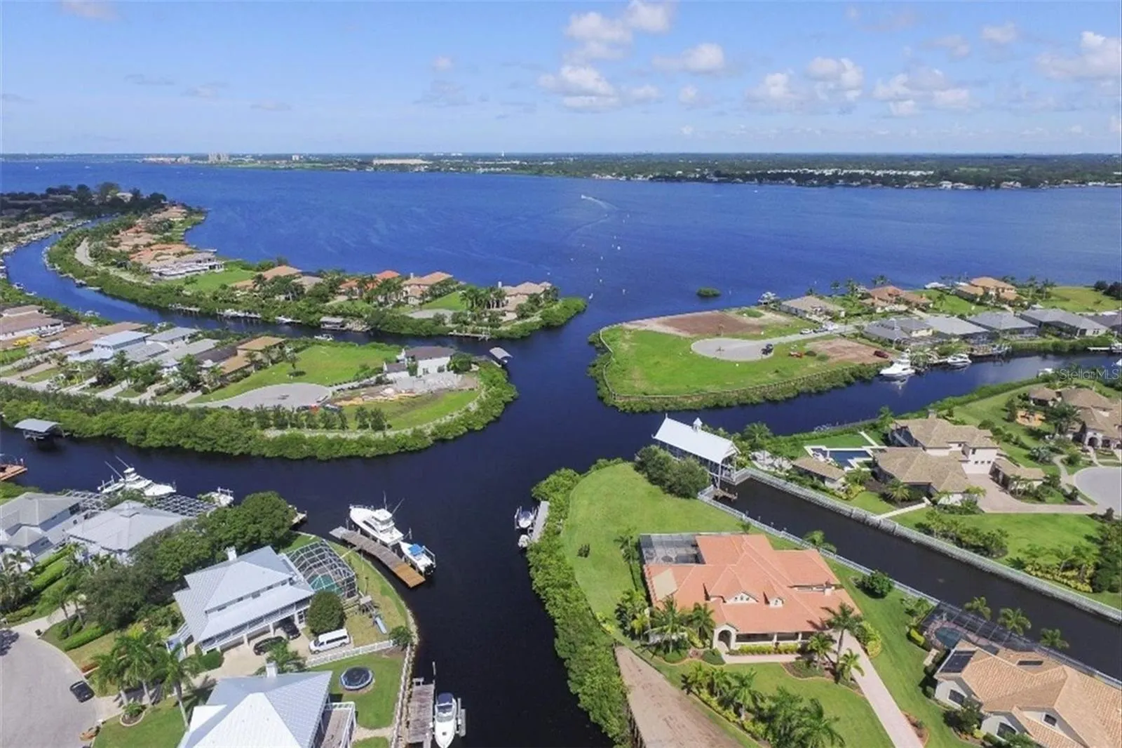 4737 MAINSAIL DR
