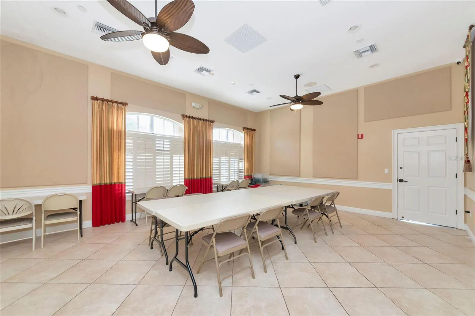 4254 VICENZA DR #B, #B