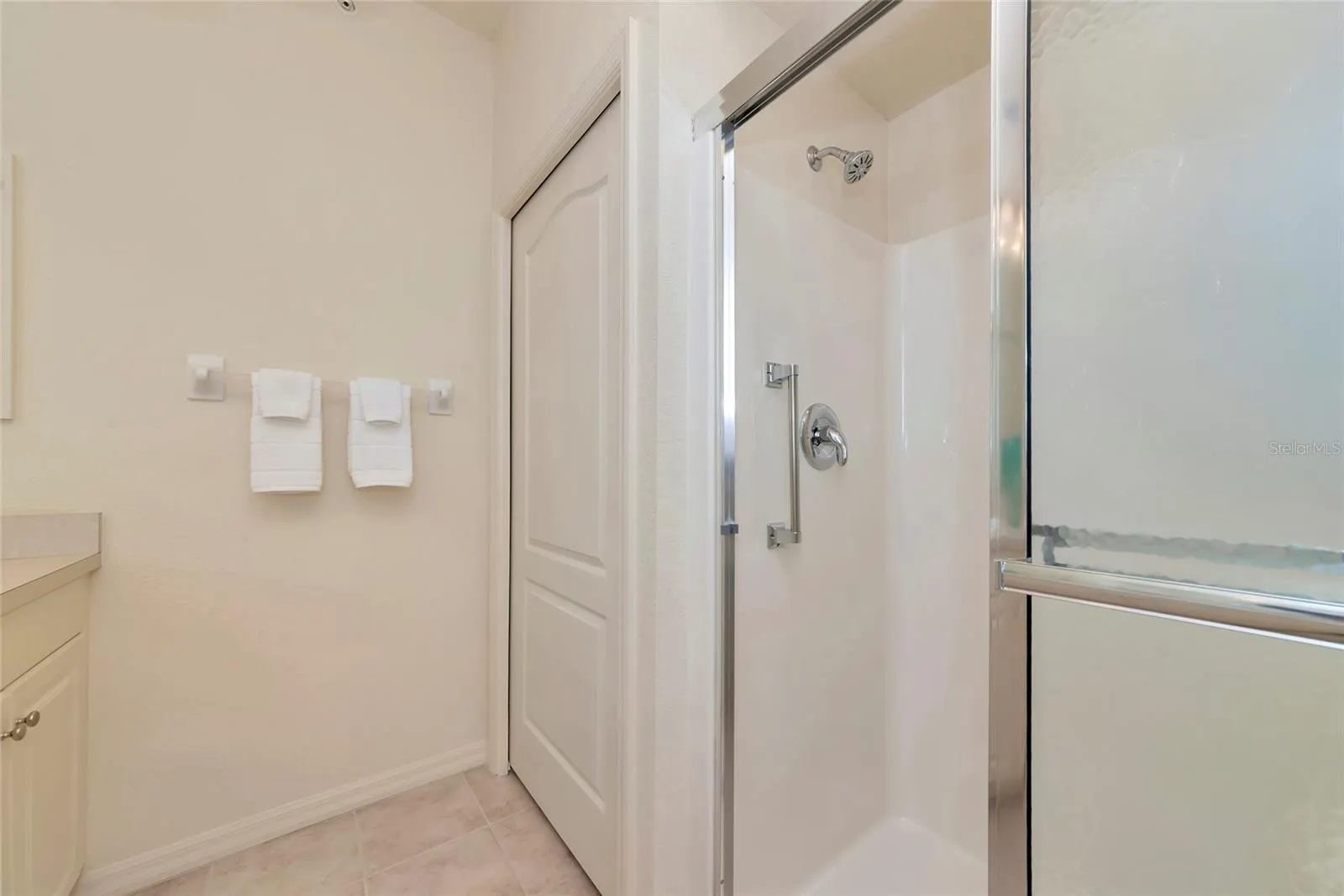 4254 VICENZA DR #B, #B