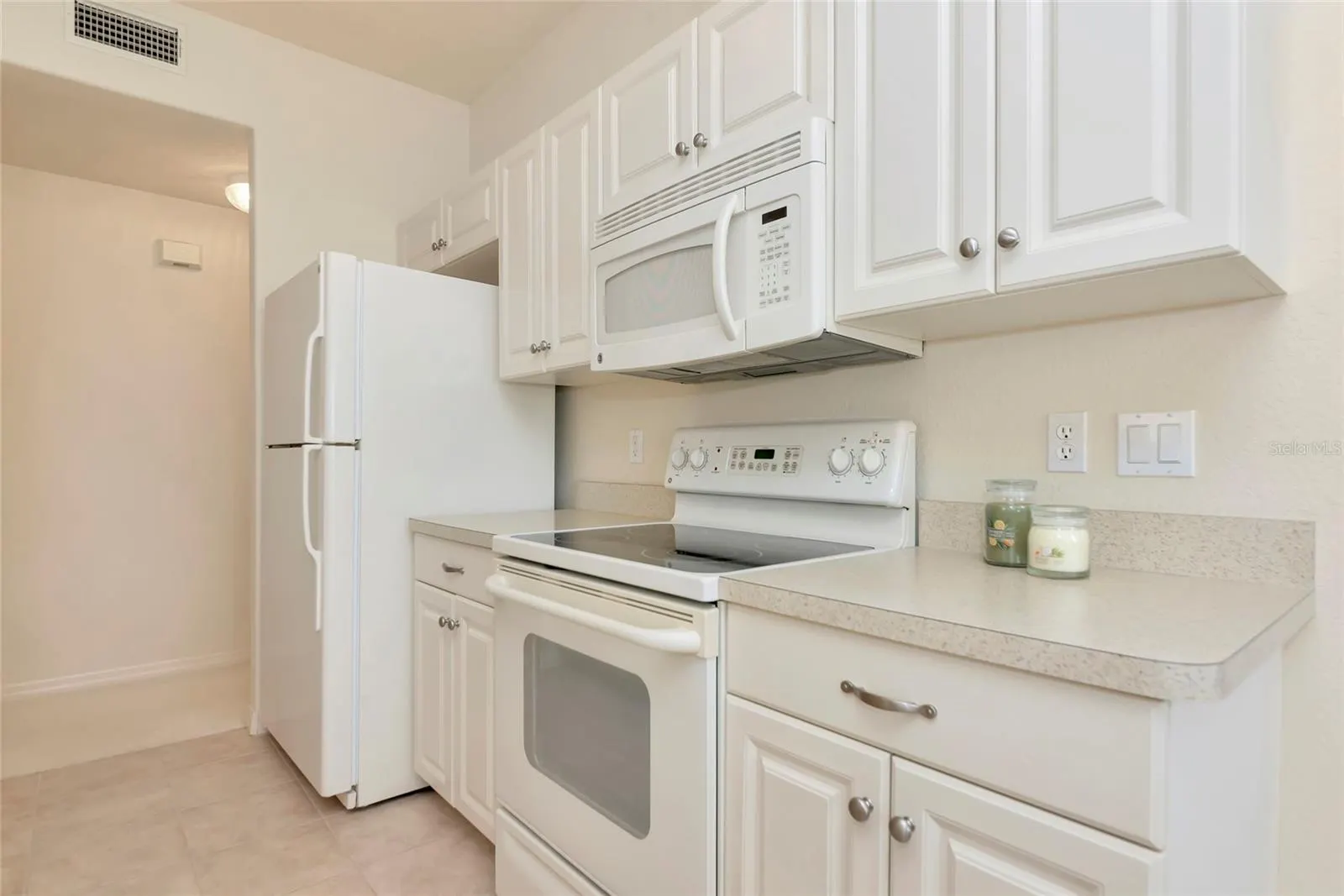 4254 VICENZA DR #B, #B
