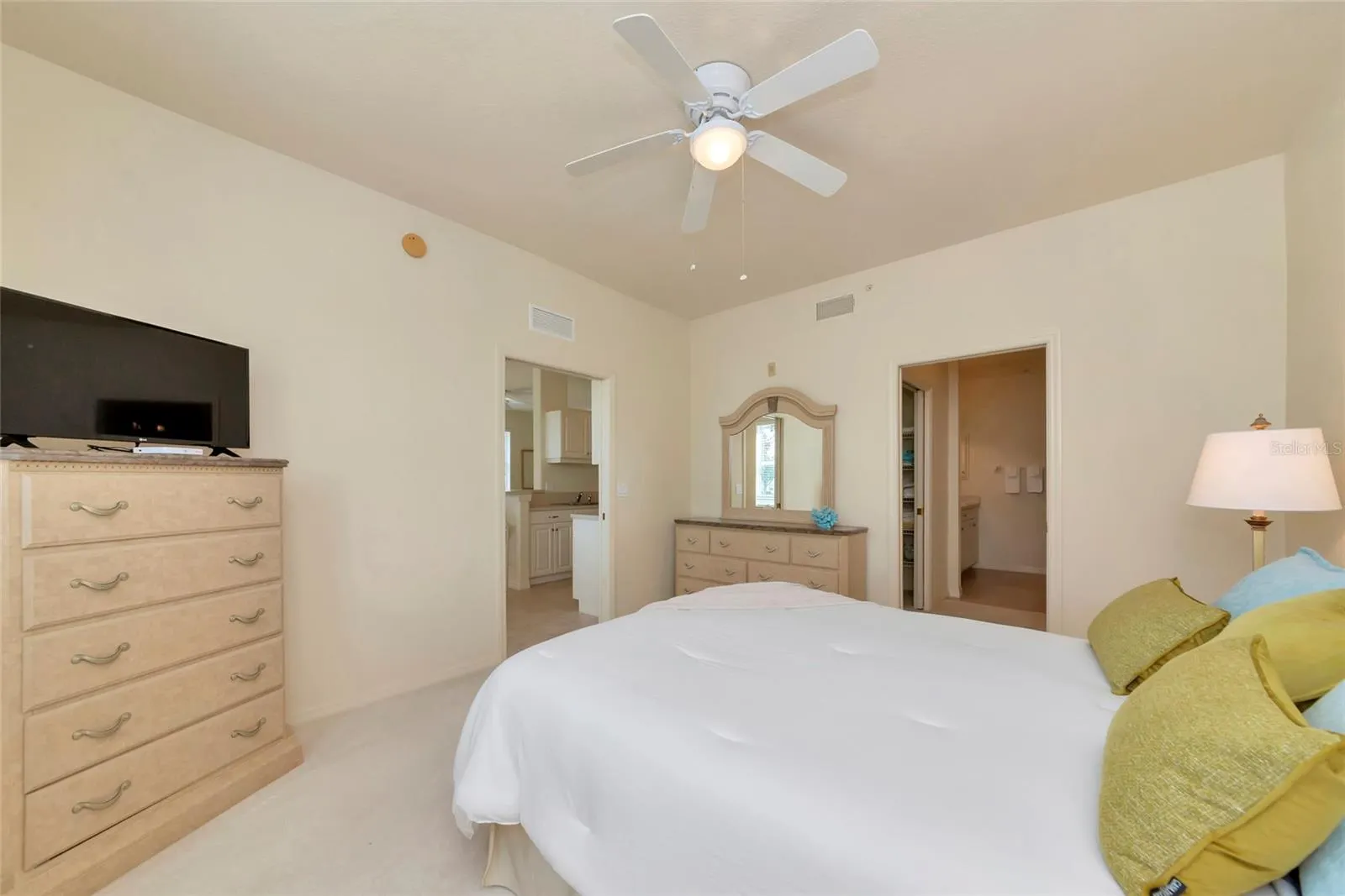 4254 VICENZA DR #B, #B