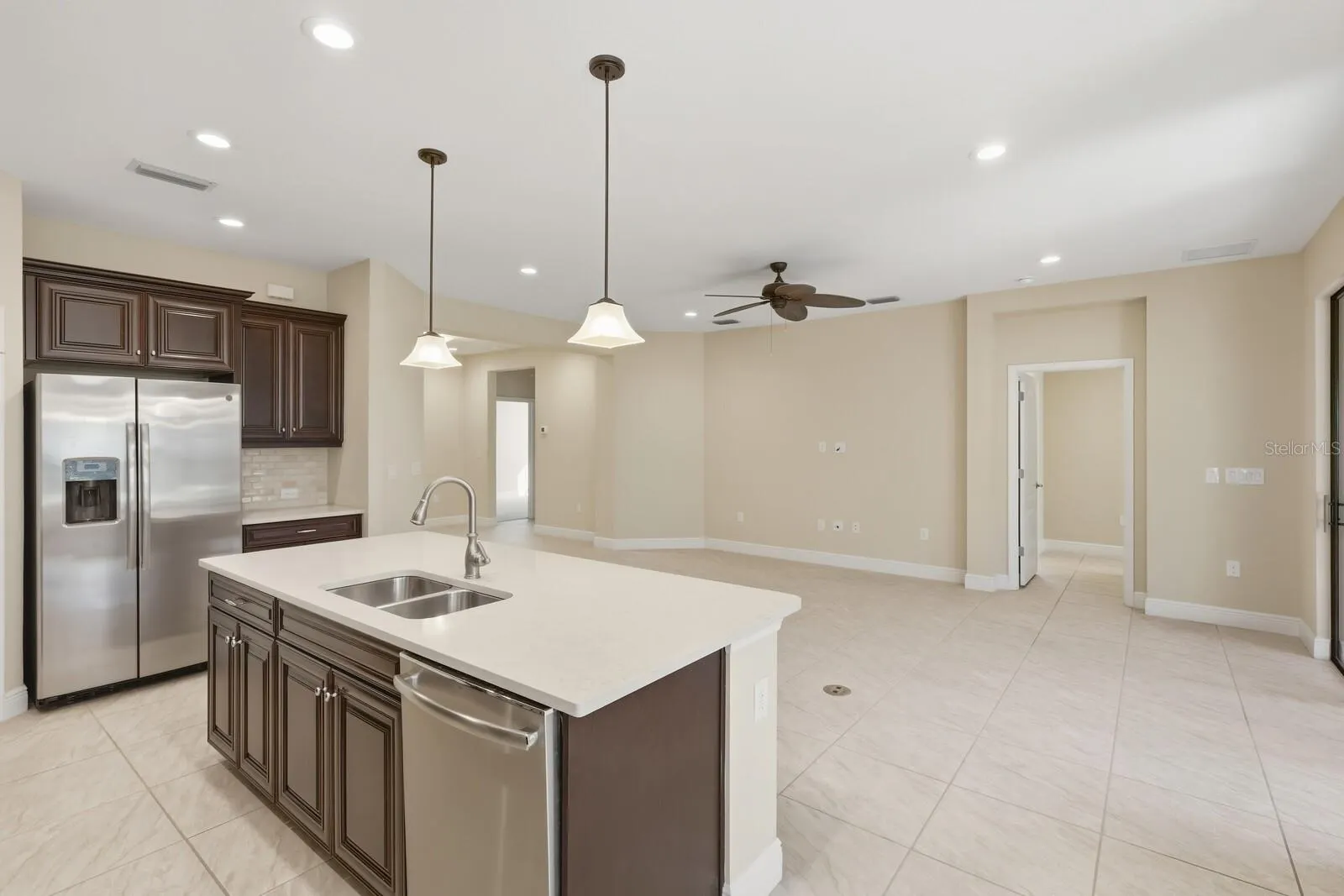 220 BENEDETTO CT