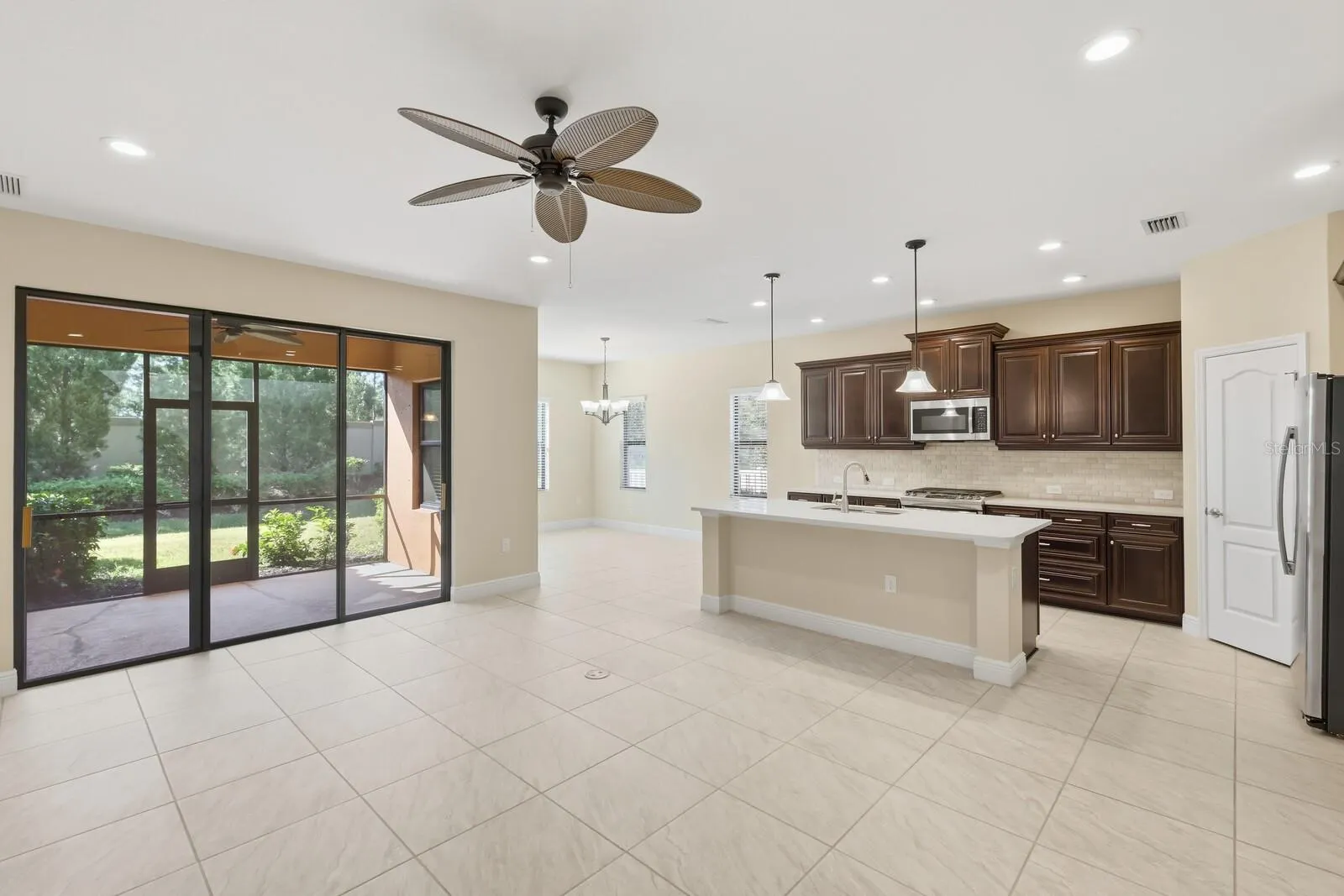 220 BENEDETTO CT