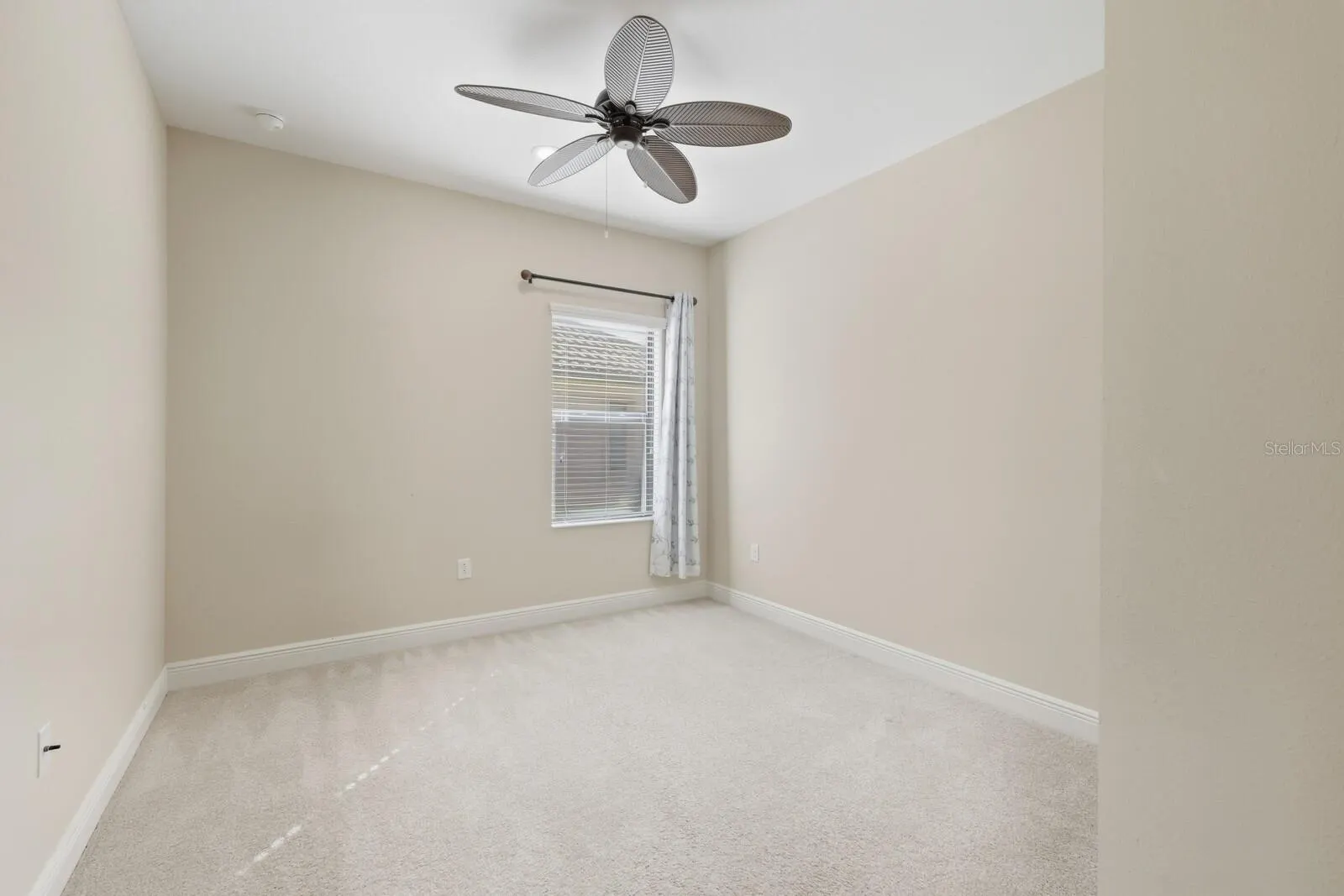 220 BENEDETTO CT