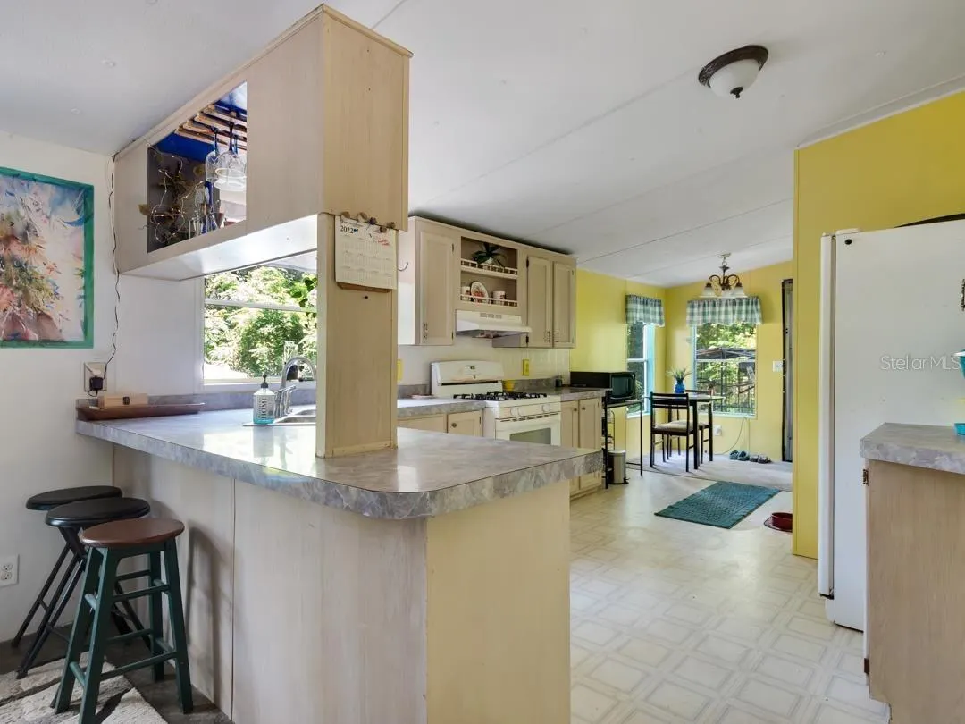 4053 NW 63RD AVE