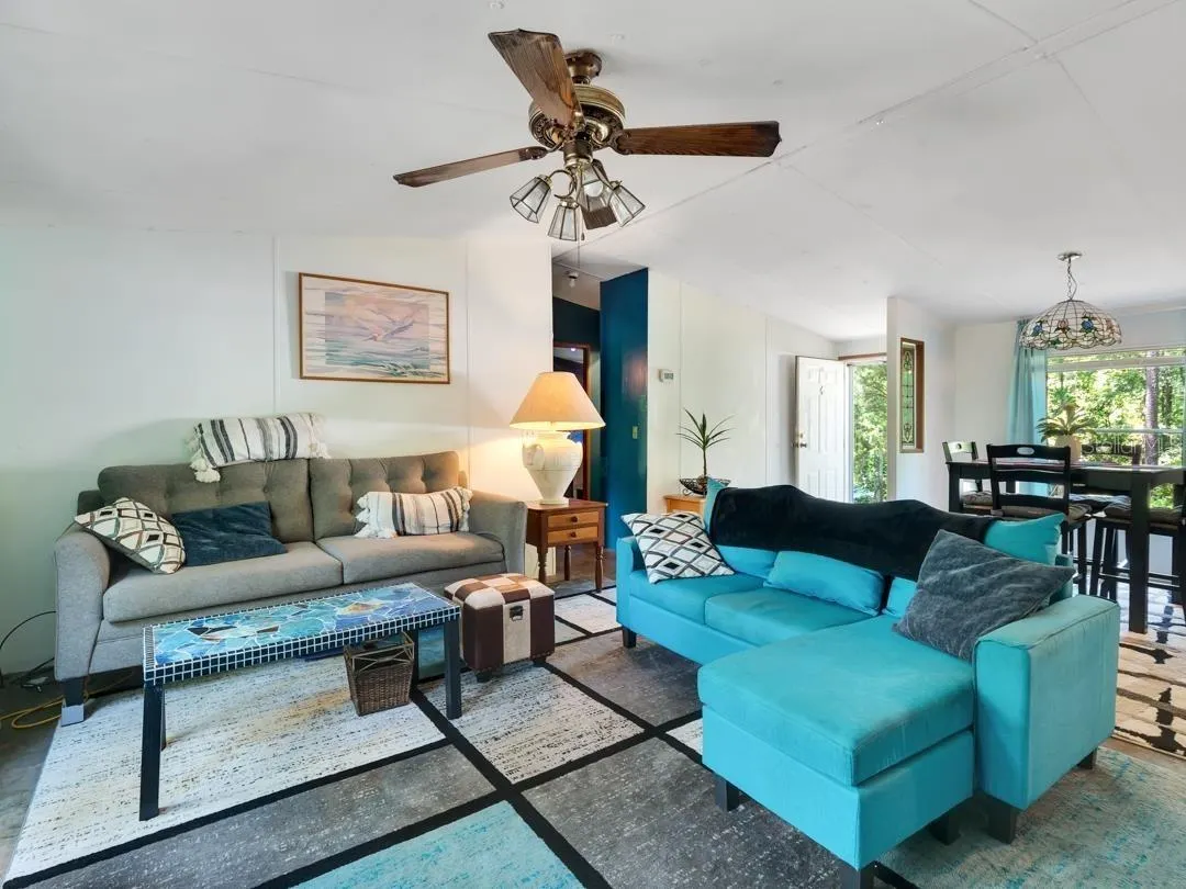 4053 NW 63RD AVE