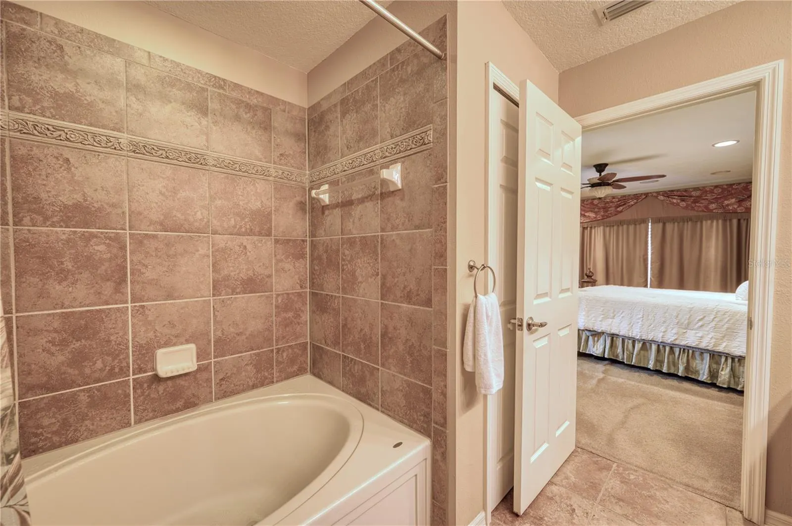 11510 84TH STREET CIR E #106, #106