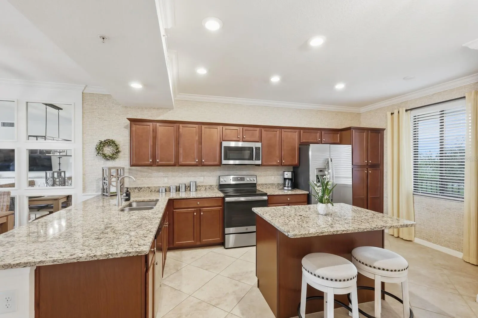 16904 VARDON TER #305, #305