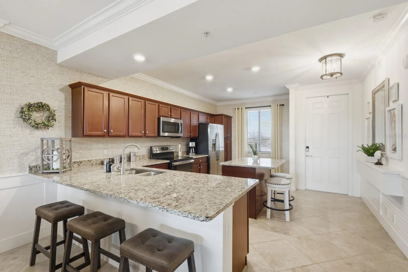 16904 VARDON TER #305, #305
