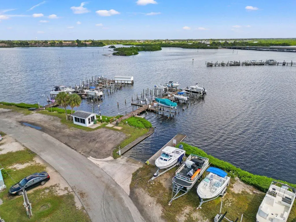 60 BRADEN CASTLE DR