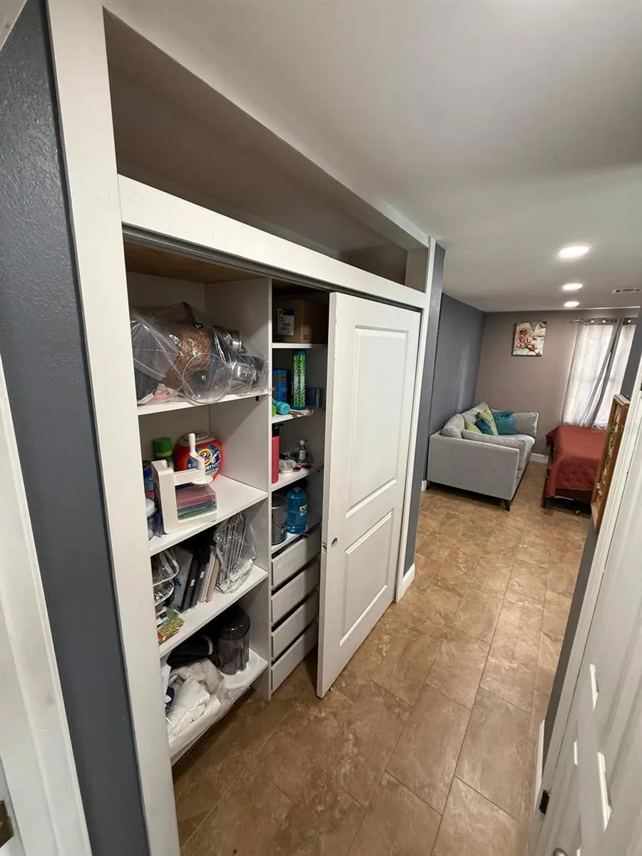 2804 11TH STREET CT E