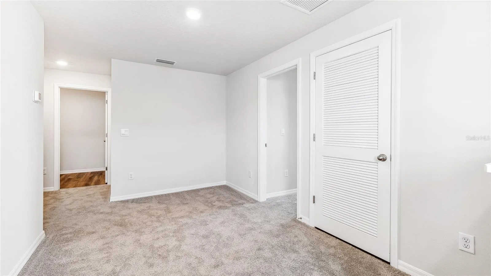 3318 BITTERROOT LN
