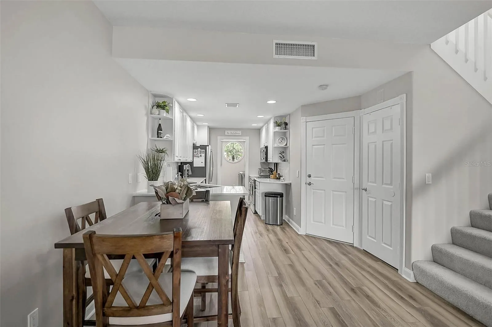 1737 BURGOS DR