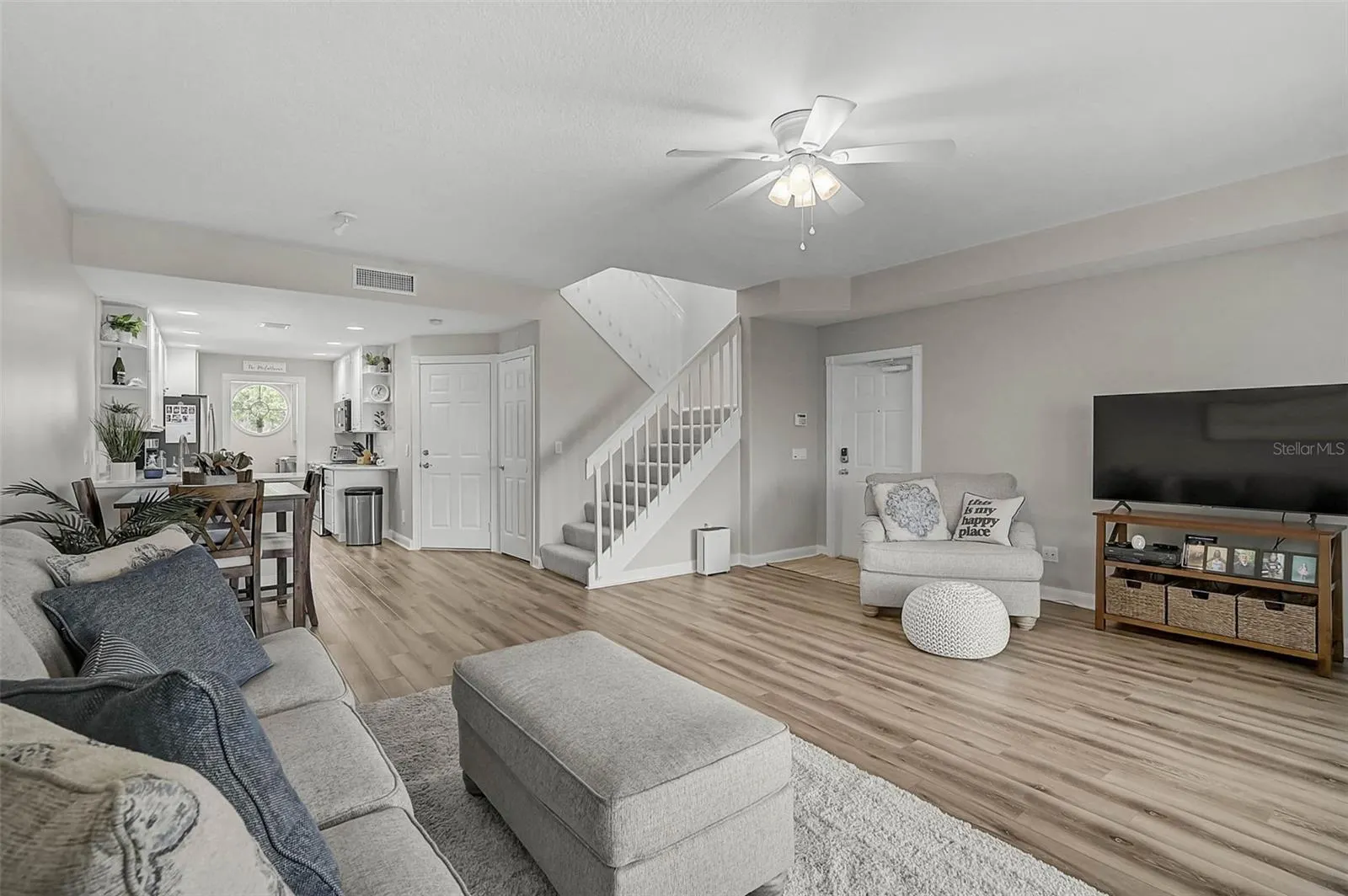 1737 BURGOS DR