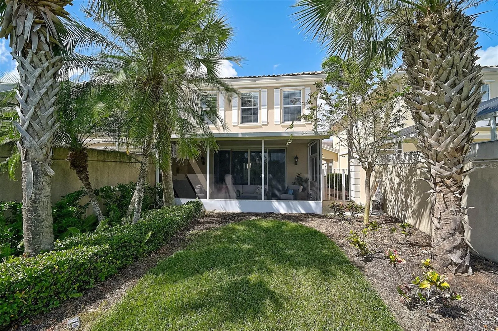 1737 BURGOS DR