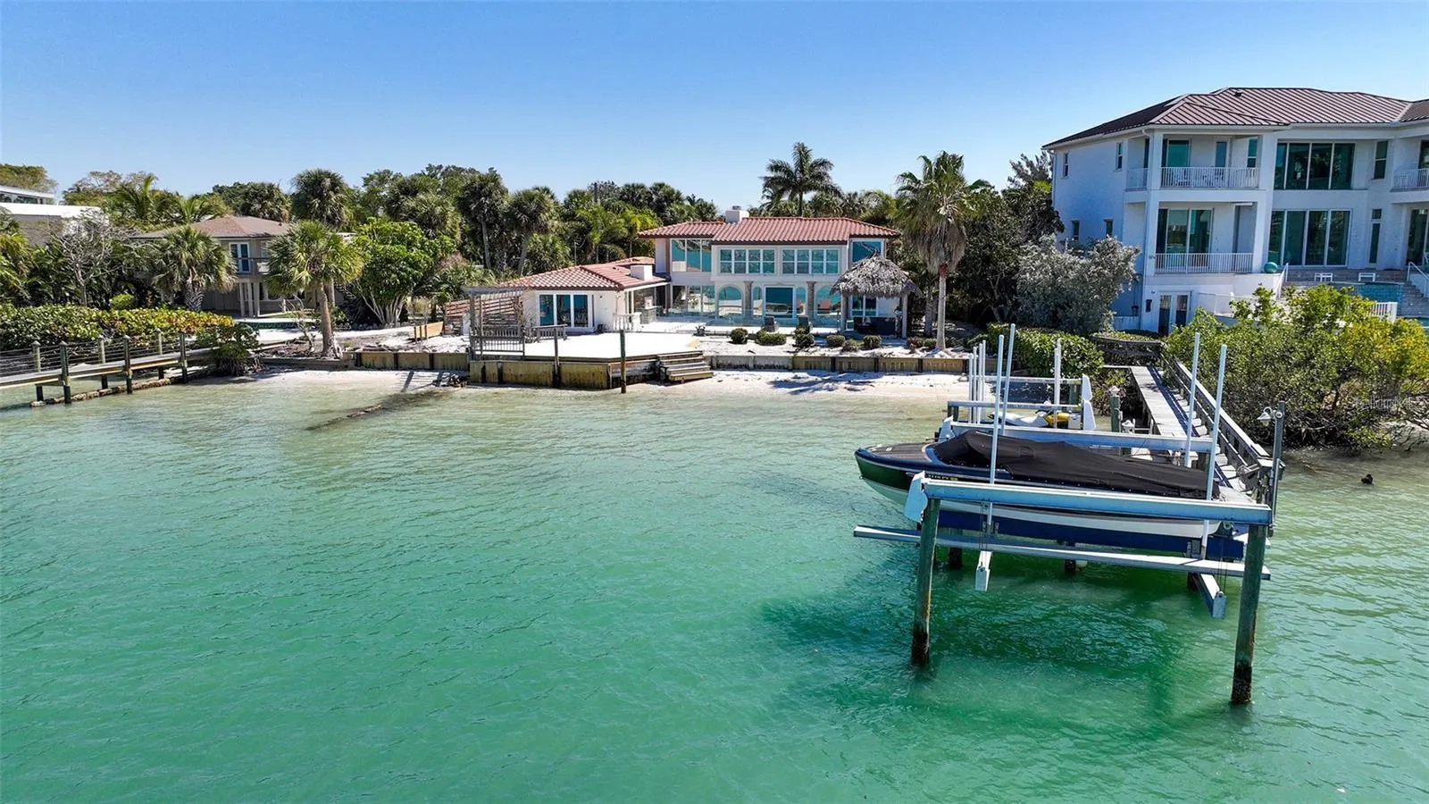 21 LANDS END LN