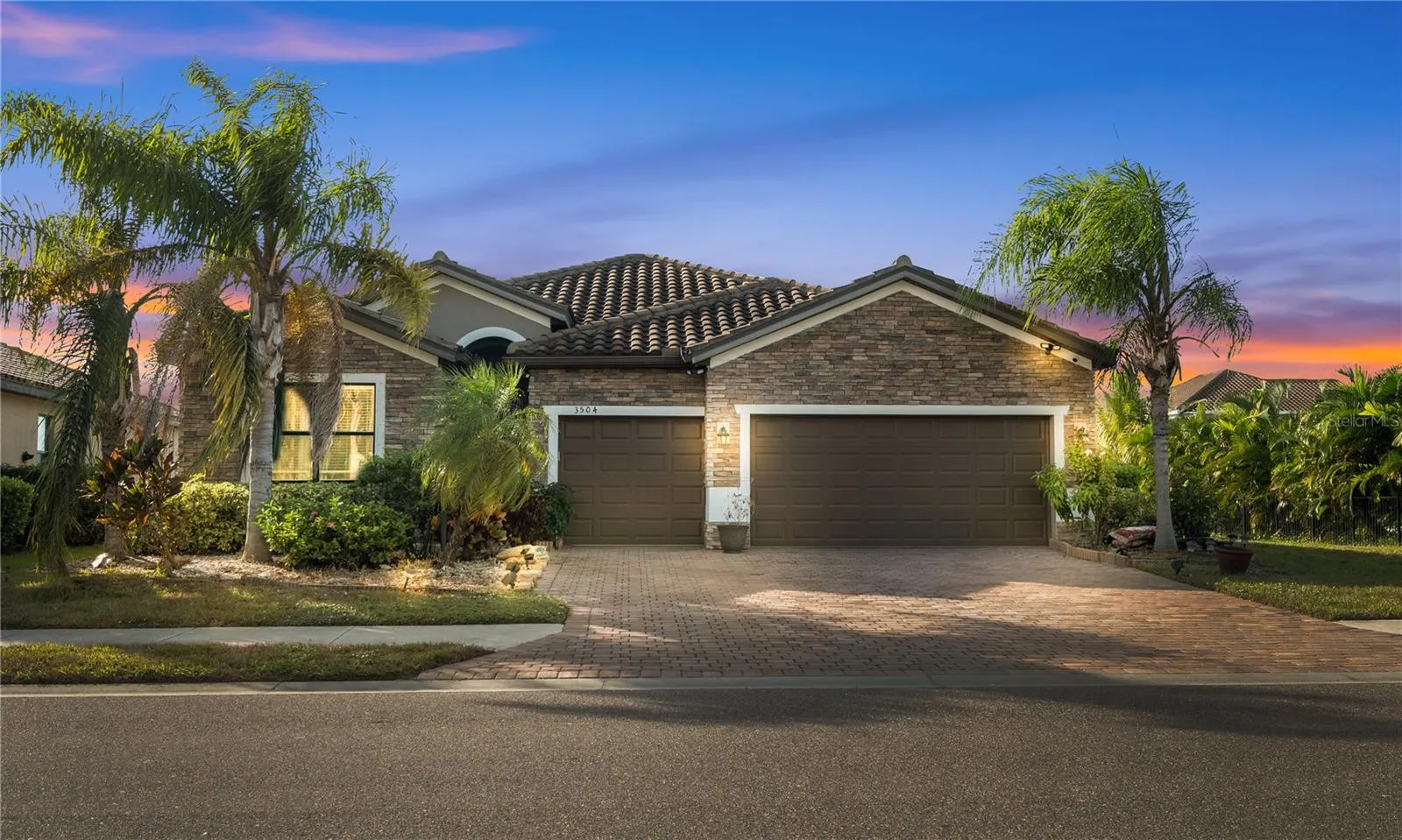 3504 SAVANNA PALMS CT