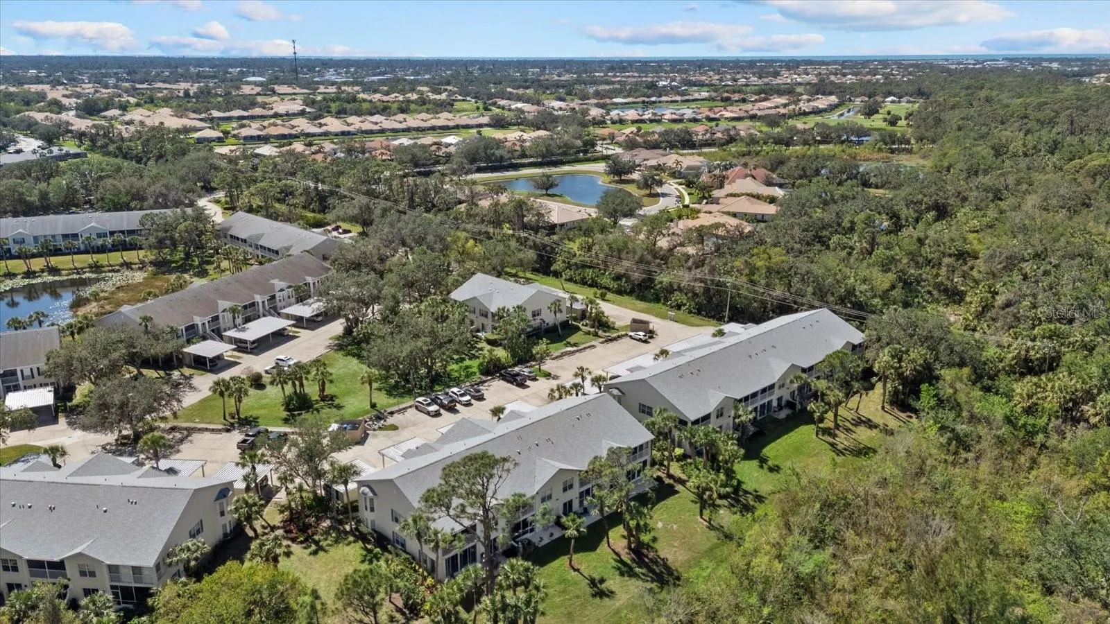 308 LYNBROOK CIR #202, #202