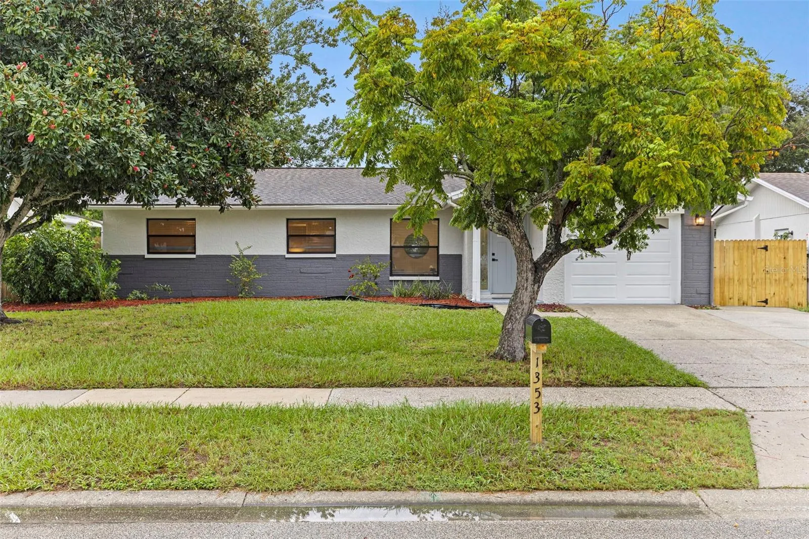 1353 WILDWOOD CT