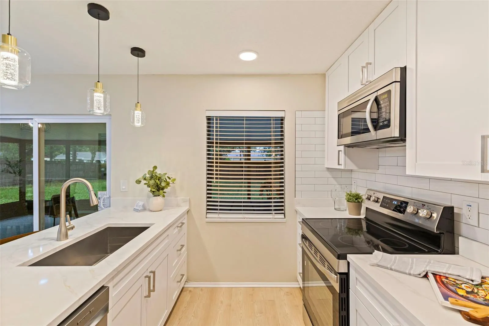 1353 WILDWOOD CT