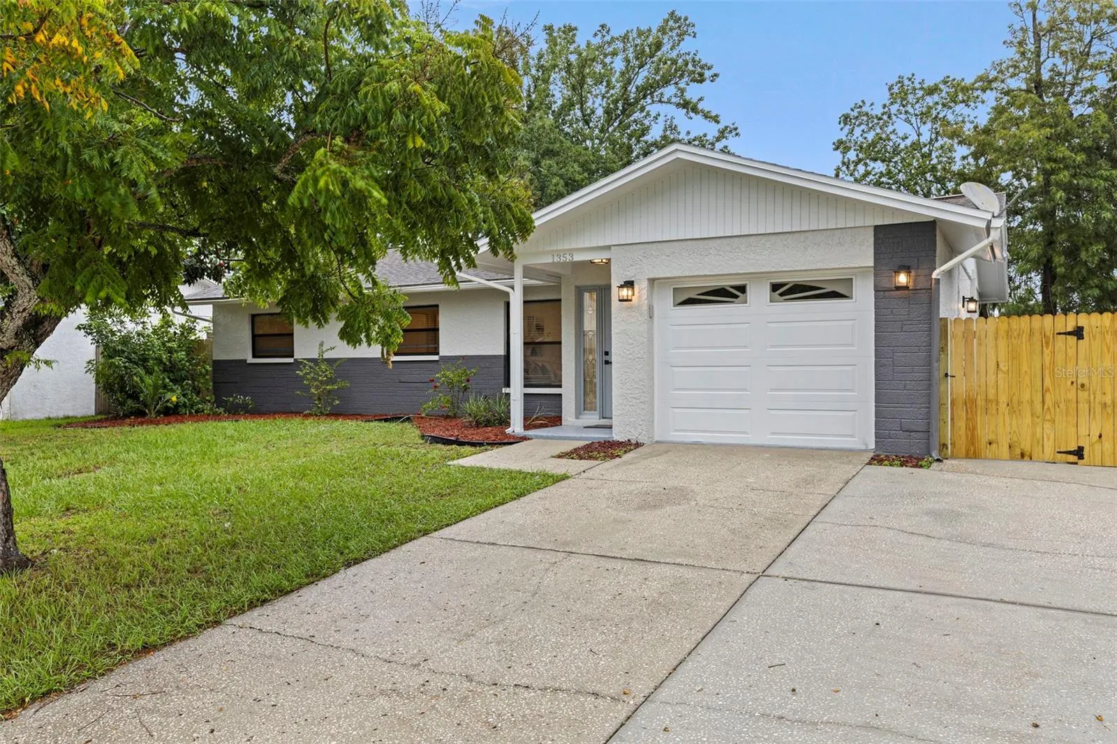 1353 WILDWOOD CT