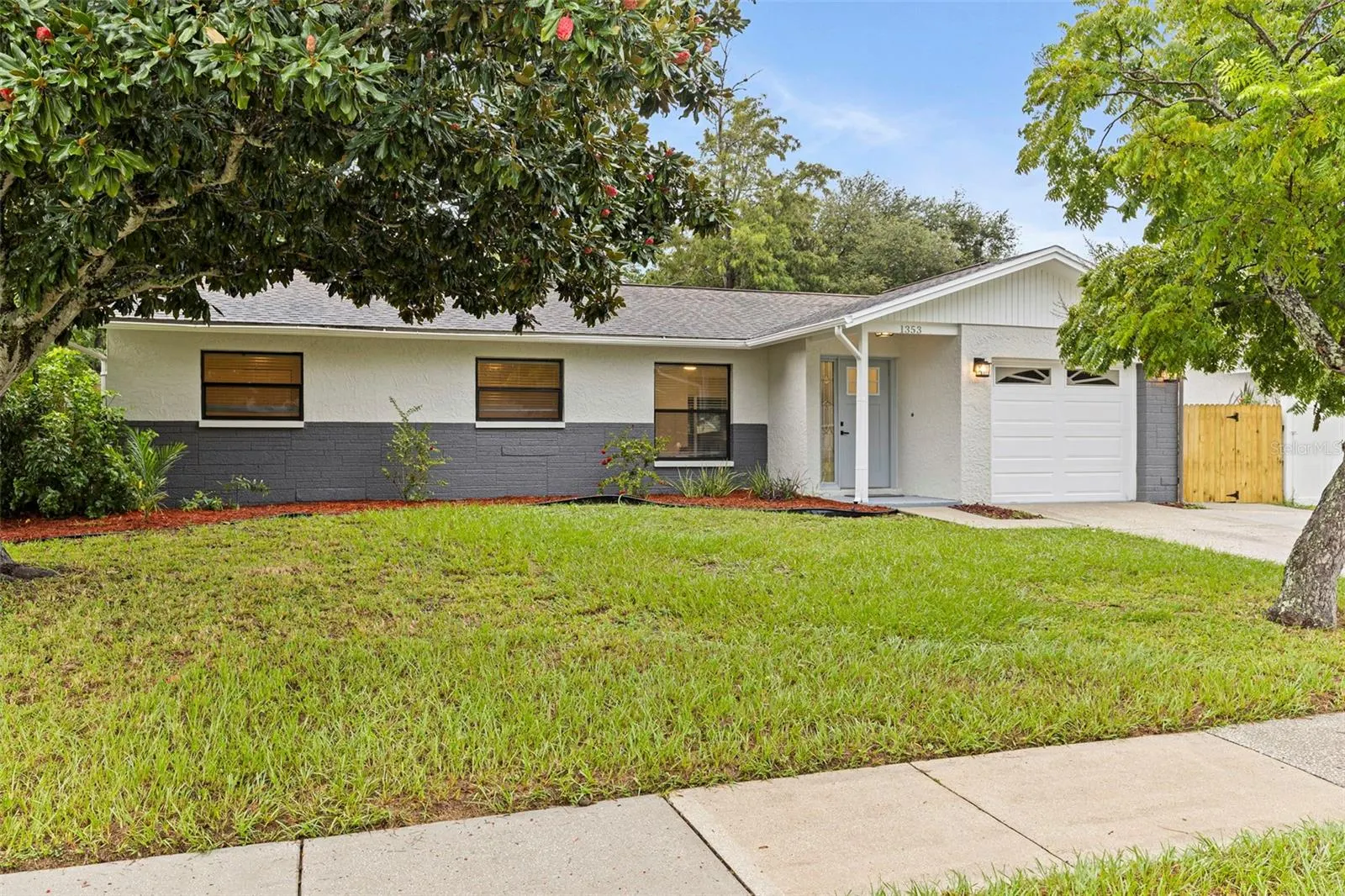 1353 WILDWOOD CT