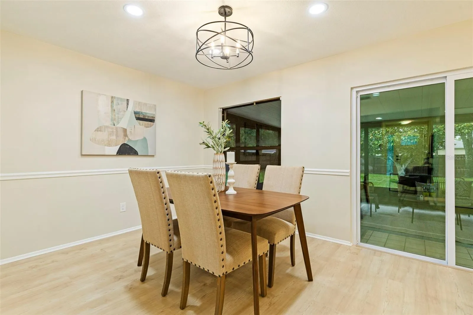 1353 WILDWOOD CT