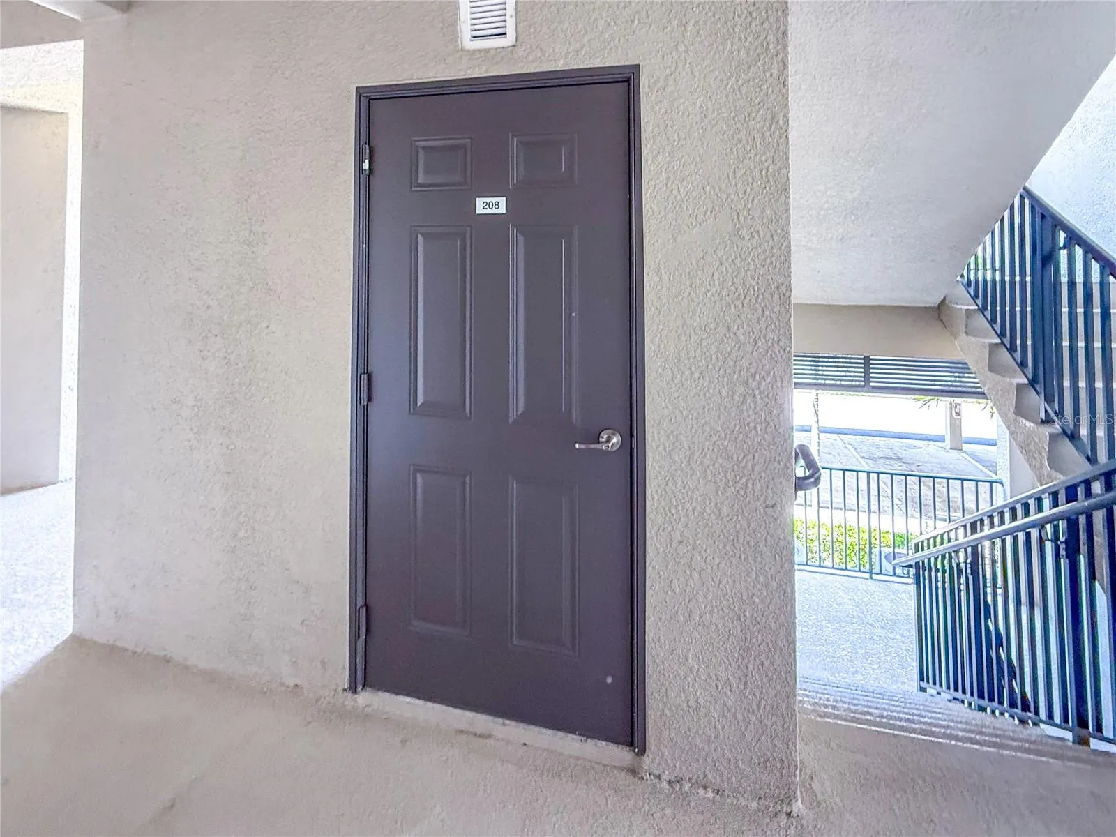 17724 GAWTHROP DR #208, #208