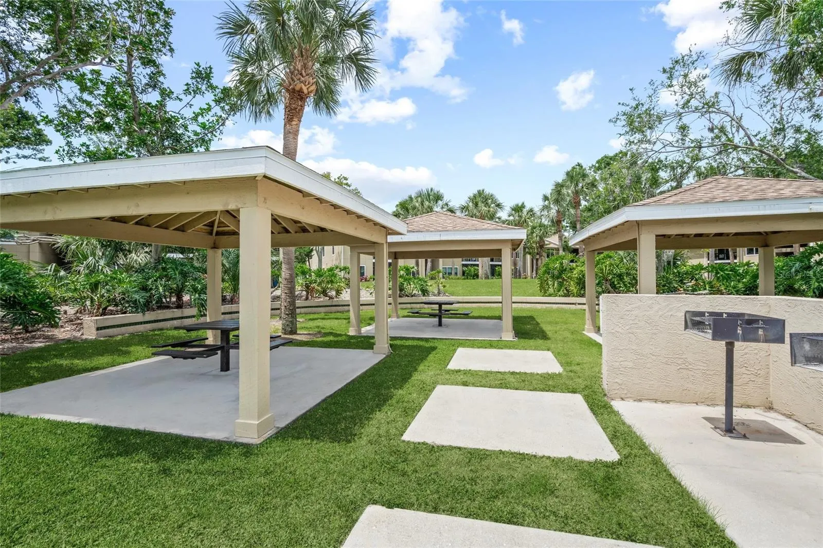 4037 CROCKERS LAKE BLVD #17, #17