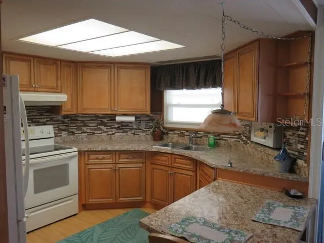 2107 PALMA SOLA BLVD #8, #8