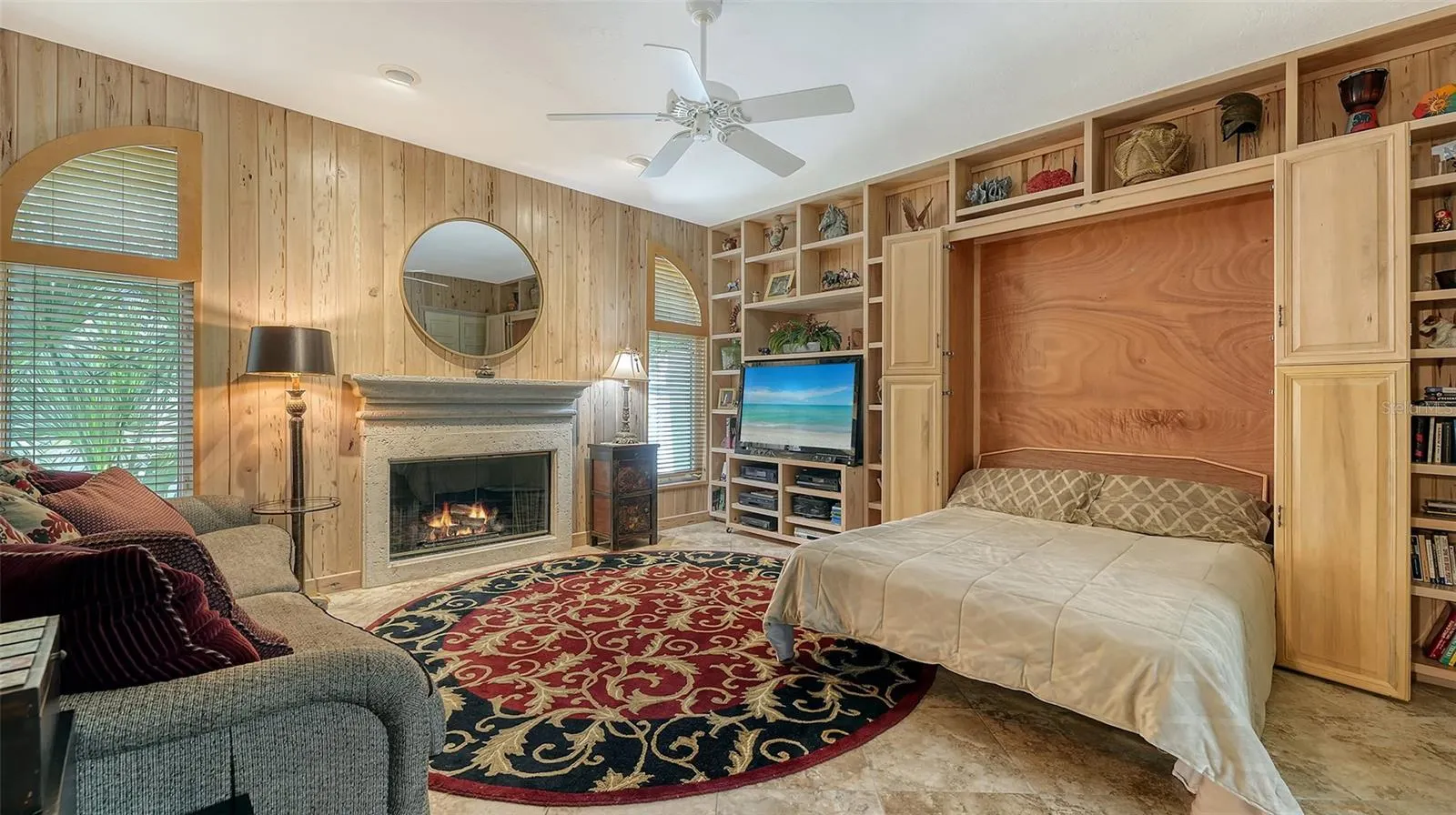 1887 BUCCANEER CIR