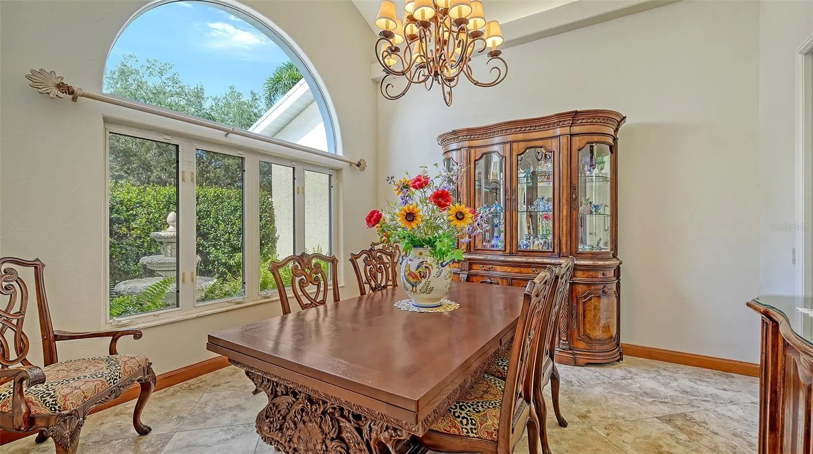 1887 BUCCANEER CIR