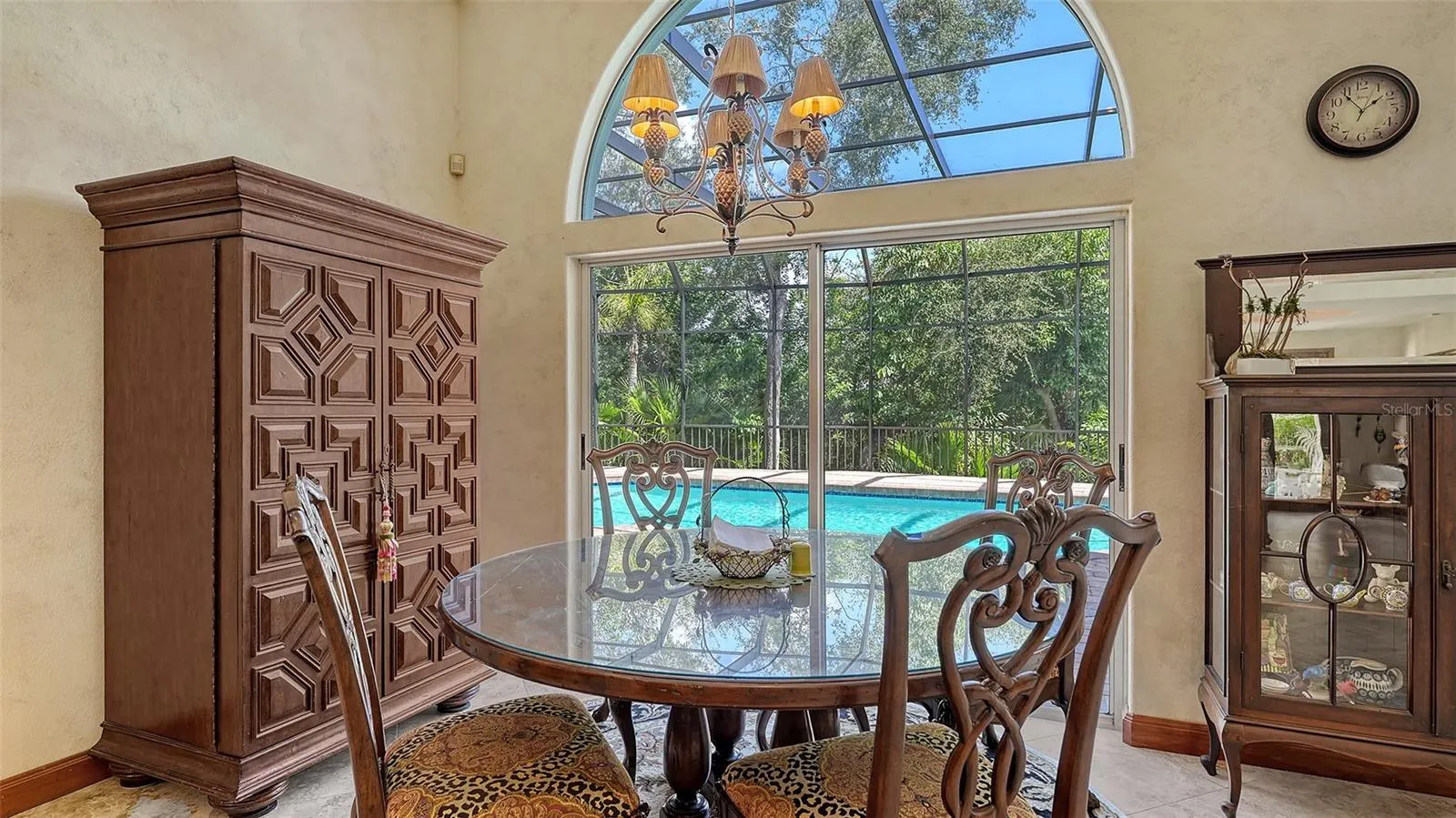 1887 BUCCANEER CIR