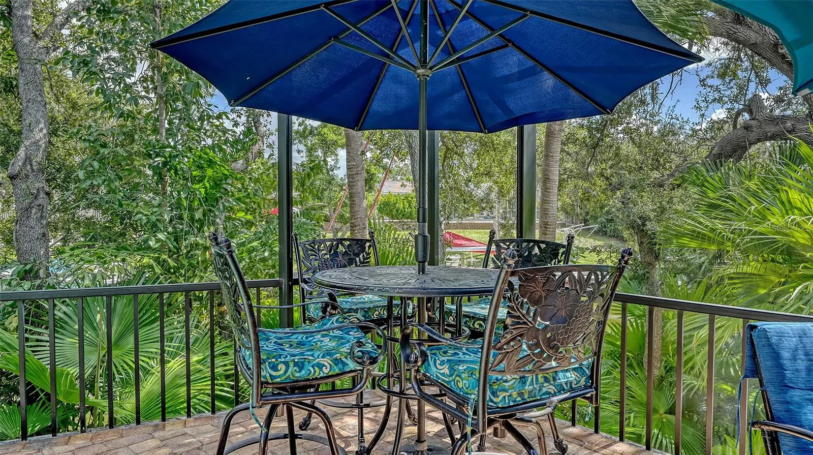 1887 BUCCANEER CIR