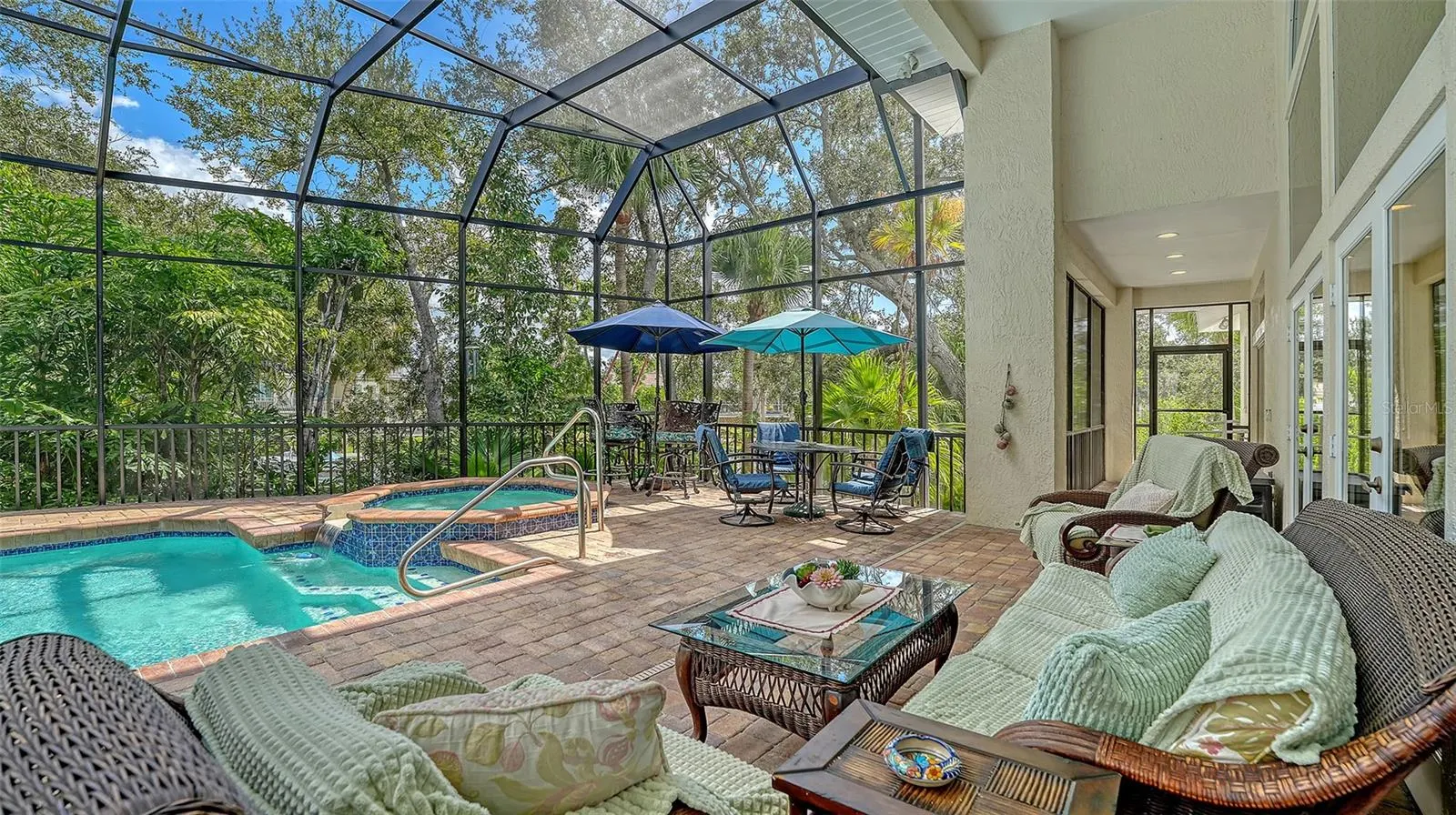 1887 BUCCANEER CIR